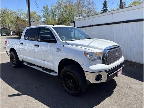 2012 Toyota Tundra Grade