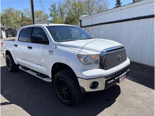 2012 Toyota Tundra Grade