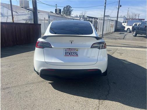 2021 Tesla Model Y Long Range Dual Motor All-Wheel Drive