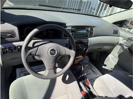 2005 Toyota Corolla CE