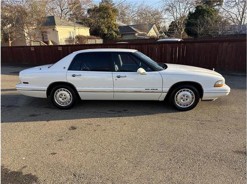 1996 Buick Park Avenue Sedan