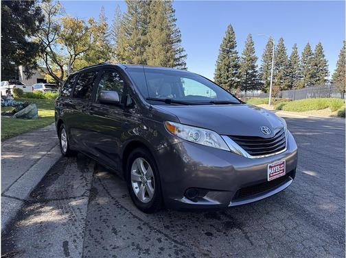 Silver 2012 Toyota Sienna LE