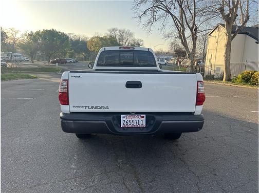 2006 Toyota Tundra Base