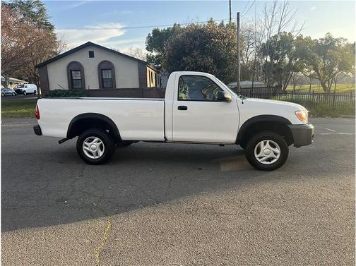 2006 Toyota Tundra Base