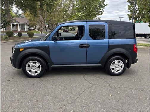 Blue 2006 Honda Element LX
