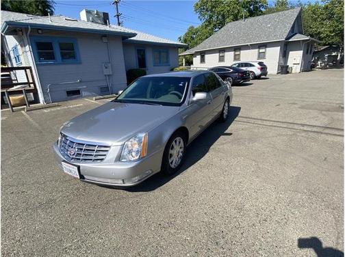 2006 Cadillac DTS Base