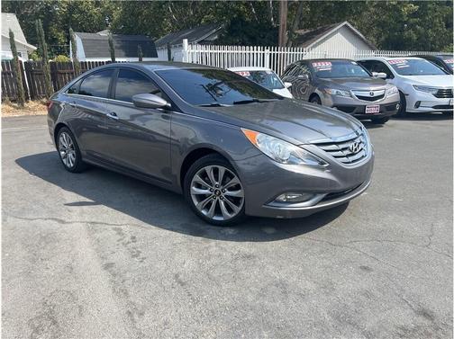 2012 Hyundai SONATA SE