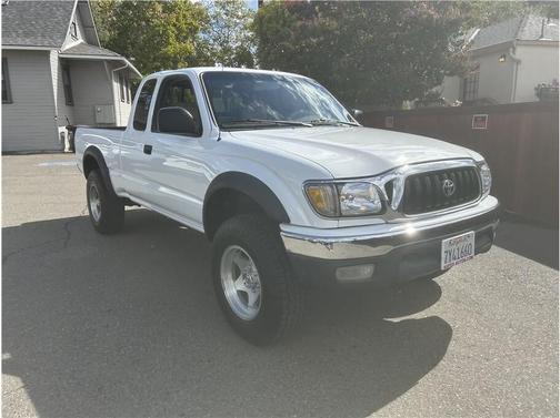 2004 Toyota Tacoma Xtracab