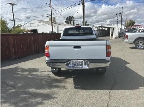 2004 Toyota Tacoma Xtracab