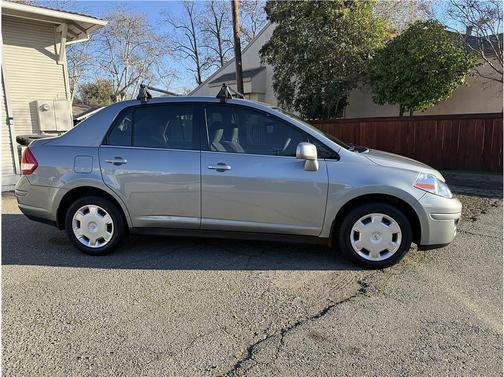 2008 Nissan Versa S