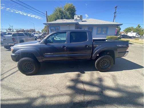2014 Toyota Tacoma Base