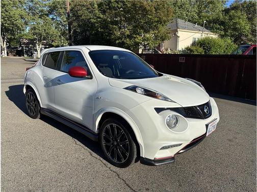 White 2013 Nissan Juke NISMO