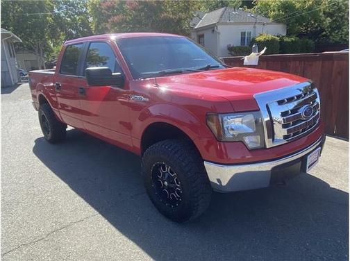 2010 Ford F-150 XLT SuperCrew