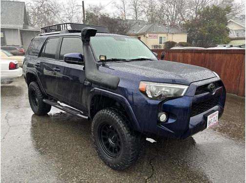 2019 Toyota 4Runner SR5