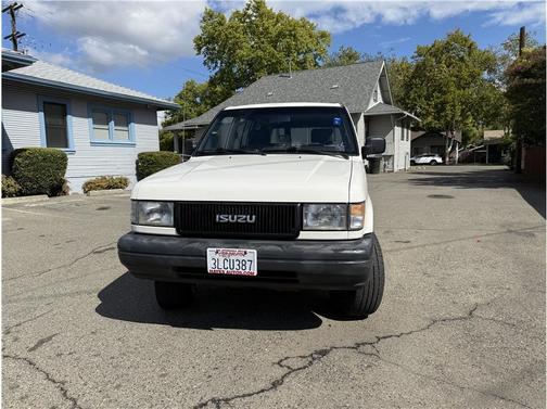 1994 Isuzu Trooper S Sport Utility