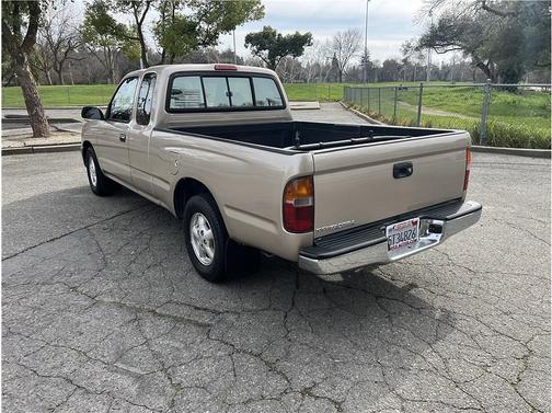 1998 Toyota Tacoma Base