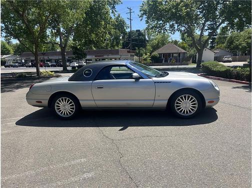 Silver 2004 Ford Thunderbird Base
