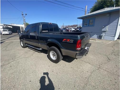 2004 Ford F-250 Lariat