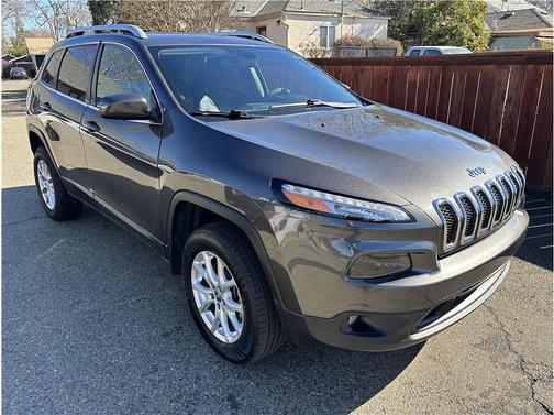 2018 Jeep Cherokee Latitude Plus