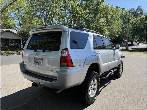 Silver 2006 Toyota 4Runner Sport