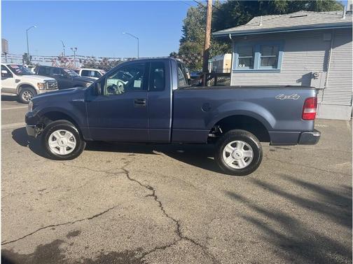 2004 Ford F-150 XLT