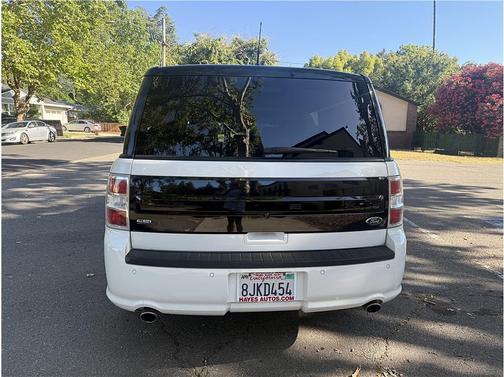 White 2019 Ford Flex SEL