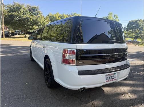 White 2019 Ford Flex SEL