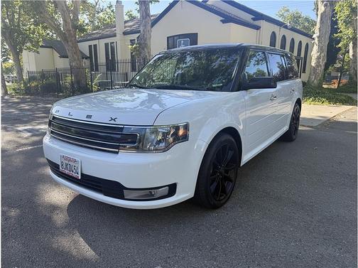 White 2019 Ford Flex SEL