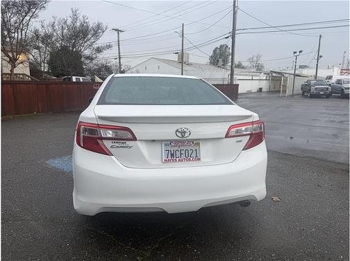 2014 Toyota Camry SE