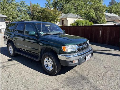 2002 Toyota 4Runner SR5