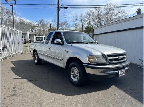 1998 Ford F-150 Short Bed
