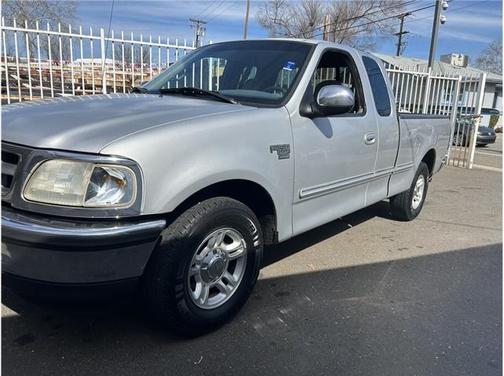 1998 Ford F-150 Short Bed