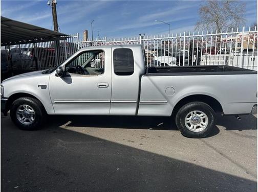 1998 Ford F-150 Short Bed