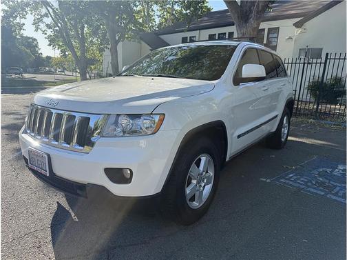 White 2011 Jeep Grand Cherokee Laredo