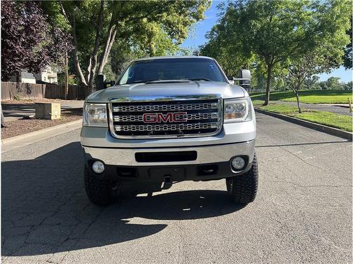 Silver 2013 GMC Sierra 2500 SLT