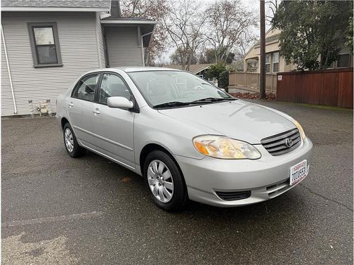 2004 Toyota Corolla CE