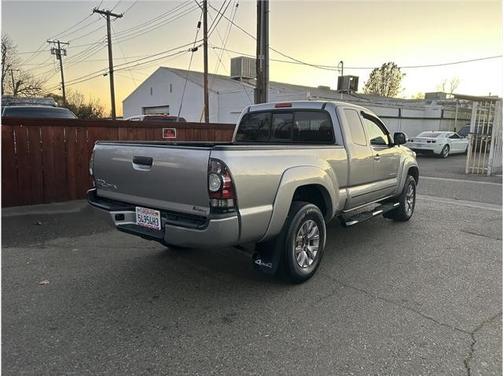2014 Toyota Tacoma Base