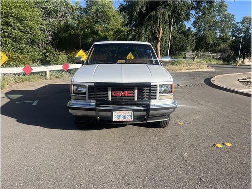 White 1989 GMC Pickup Truck Base