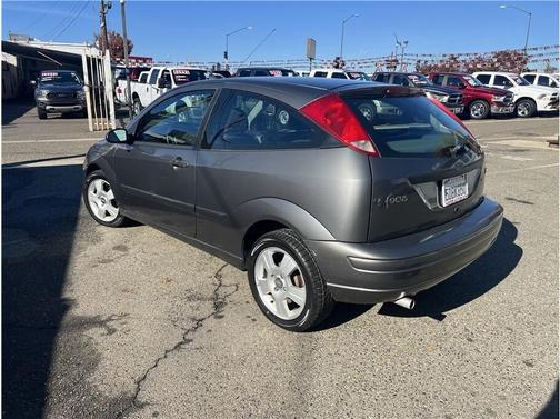 2003 Ford Focus ZX3