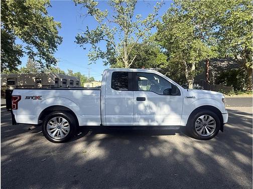 White 2018 Ford F-150 XL