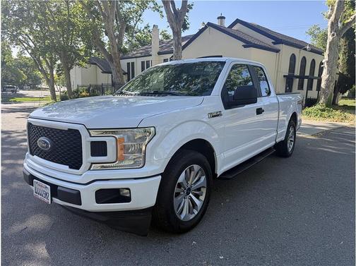 White 2018 Ford F-150 XL
