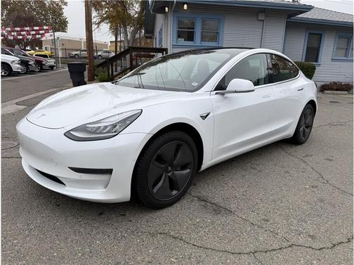 2020 Tesla Model 3 Standard Range Plus