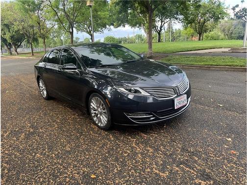 2013 Lincoln MKZ Base