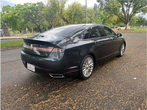 2013 Lincoln MKZ Base