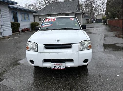 2001 Nissan Frontier XE King Cab