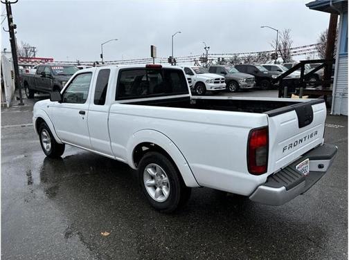 2001 Nissan Frontier XE King Cab