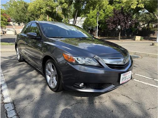 Gray 2015 Acura ILX 2.0L Technology