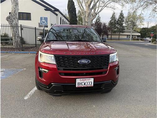 2018 Ford Explorer Sport