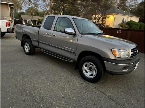 2000 Toyota Tundra SR5