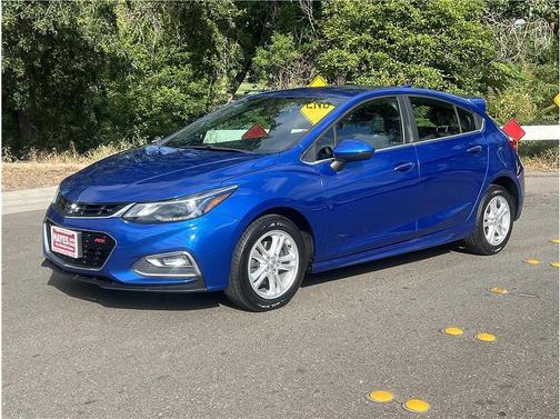 Blue 2018 Chevrolet Cruze LT